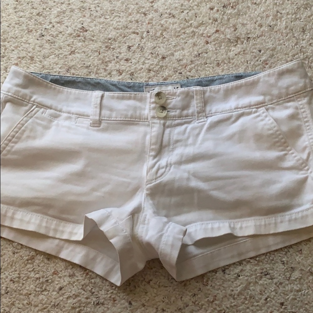 American eagle white shorts size 2